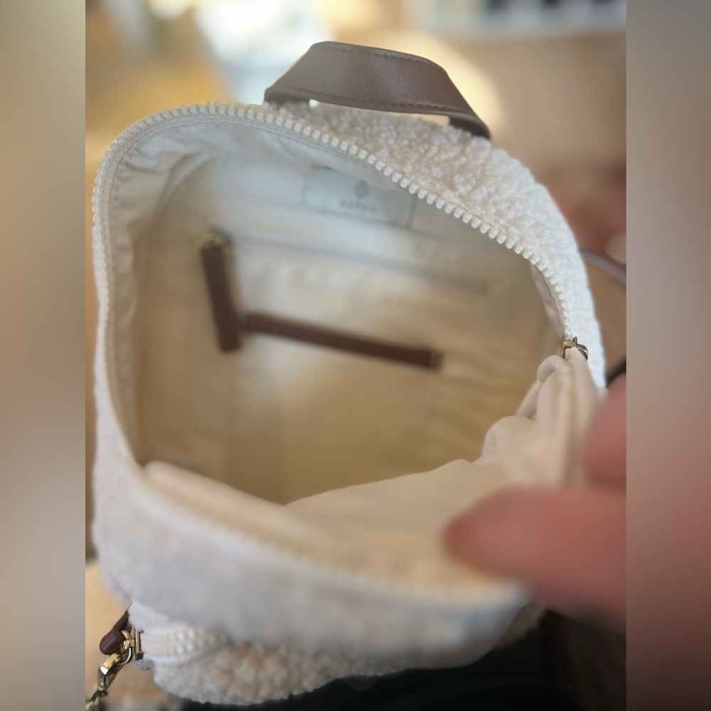 Sherpa Mini Backpack & Wallet - Picture 5 of 6